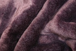 Fur in purple color and width 150cm