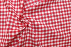 Plaid fabric in white and red with a width of 140cm
