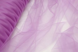 Soft tulle with a width of 160cm in purple color
