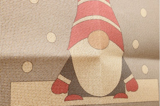 Κέντημα πολύχρωμο (πετσετάκι) μίνι - καρέ  50X50cm σε σχέδιο νανάκι  (χριστουγεννιάτικο)