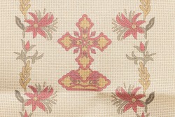 Κέντημα προσκυνητάρι τραβέρσα 50X150cm Σταυρός και Άνθη