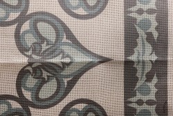 Κέντημα καρέ 90Χ90m με σχέδια σε πράσινο χρώμα