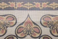 Κέντημα καρέ 90Χ90m με σχέδια σε πορτοκαλί-κόκκινο χρώμα