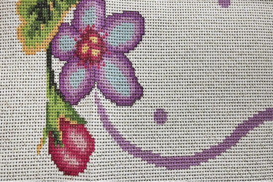 Κέντημα τραβέρσα 40X130cm με σχέδιο άνθη