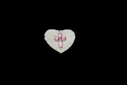Ραφτό μοτίφ καρδιά με ροζ σταυρό 40Χ30mm
