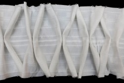 Κουρτινοθηλιά λευκή 200mm με σχέδιο σφηκοφωλιά