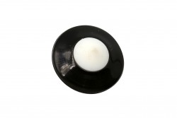 Κουμπί μαύρο με λευκό στρογγυλό 